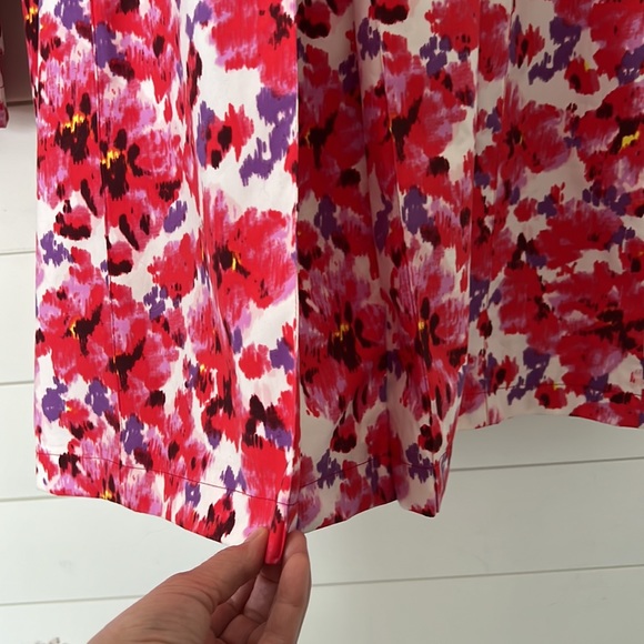 Land's End Size S (6-8) Floral RainCoat Pink, White, Purple - Picture 15 of 15